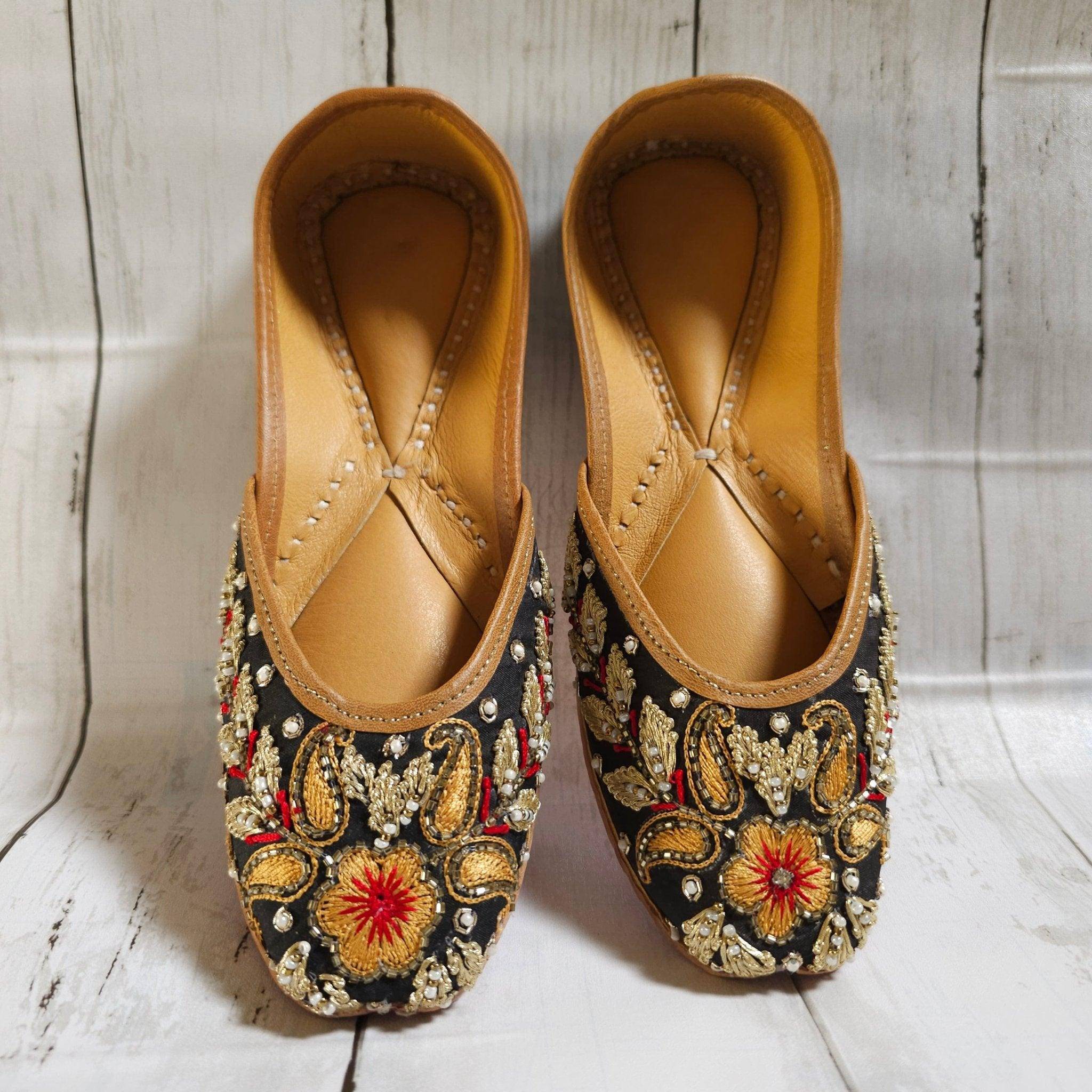 Laila - Black Embroidered Bridal Jutti – Jutti | Fancy Fab Jewels UK