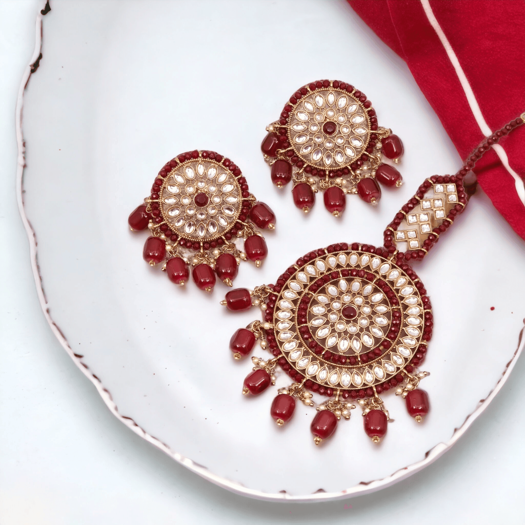 Simran Kundan Pearl Chandbali Earrings Tikka Set - Maroon – Tikka set | Fancy Fab Jewels UK