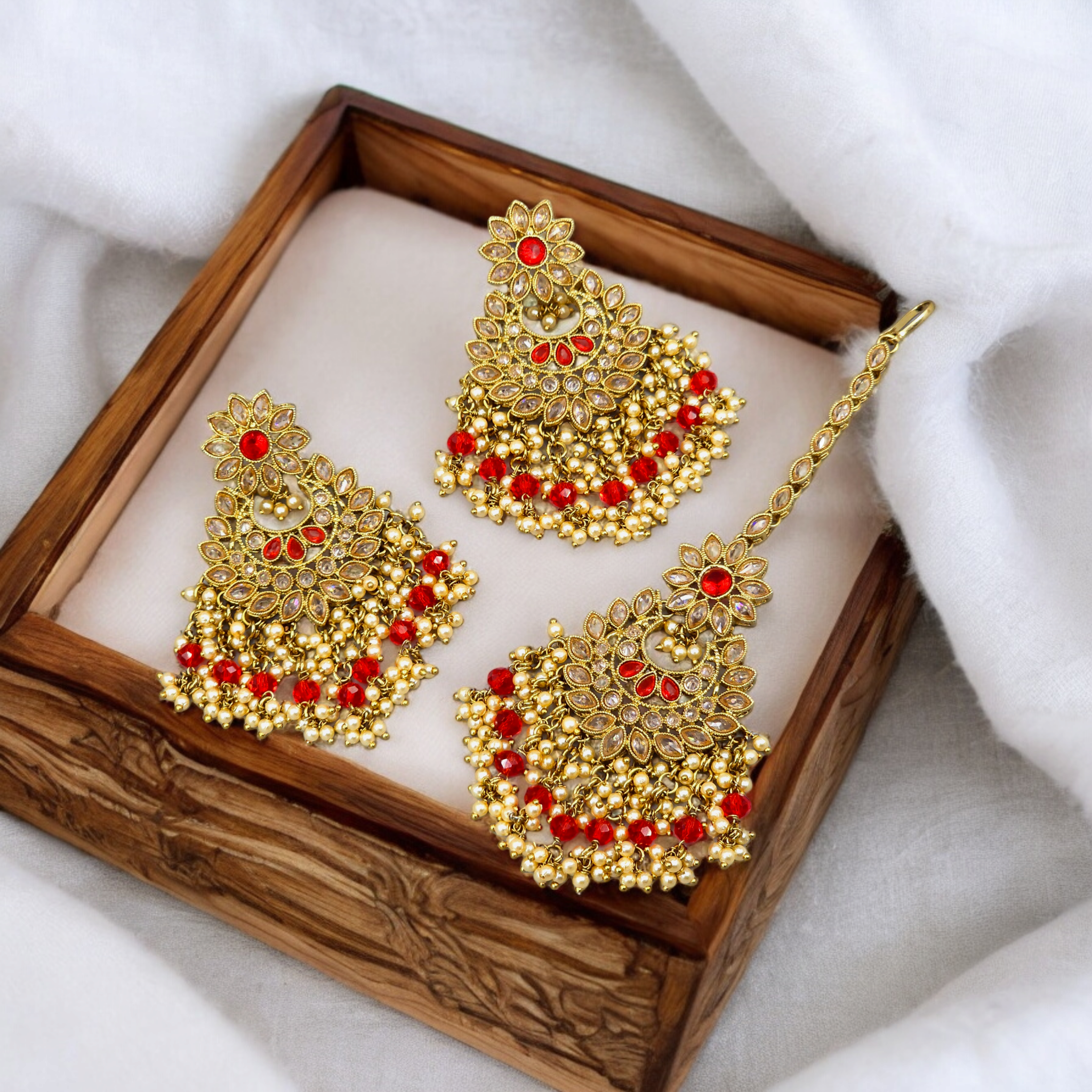 Tabassum Earrings and Tikka Set.