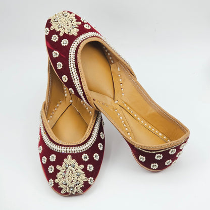 Dilawaiz Maroon Velvet Bridal Jutti - Fancy Fab Jewels