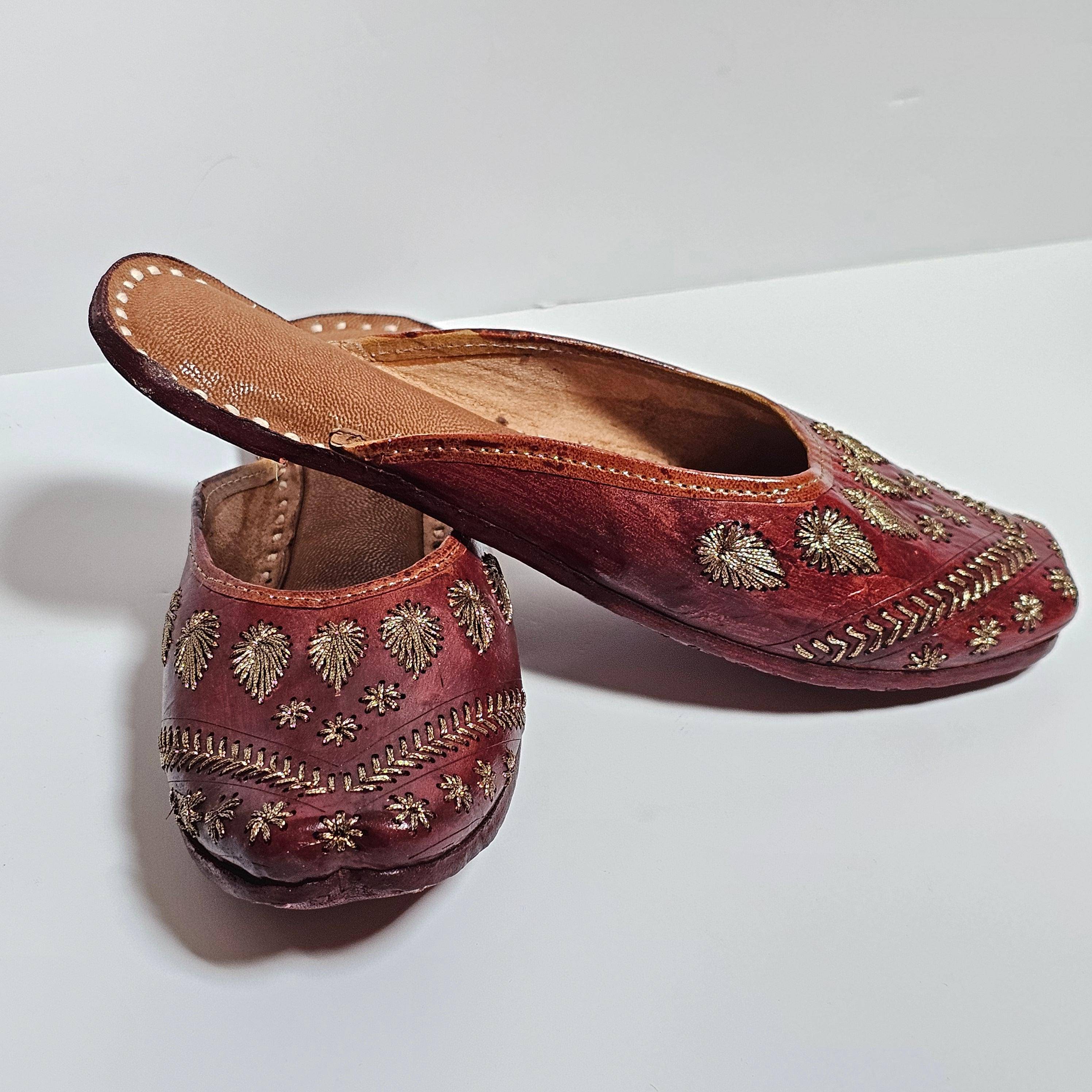 Women's Handmade Embroidered Brown Leather Punjabi Juttis - Fancy Fab Jewels