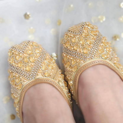 Jhilmil Gold Embelised Bridal Juttis - Fancy Fab Jewels