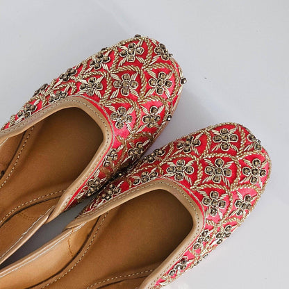 Nazar Red Embelised Bridal Juttis - Fancy Fab Jewels