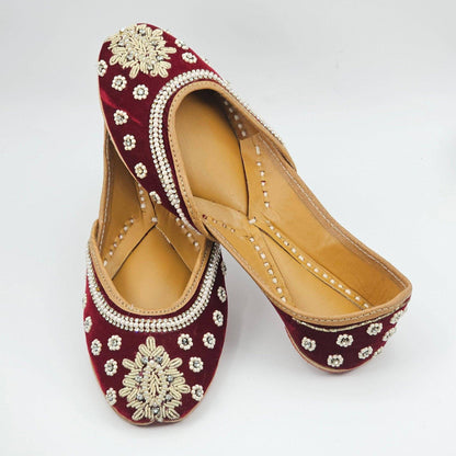 Dilawaiz Maroon Velvet Bridal Jutti - Fancy Fab Jewels