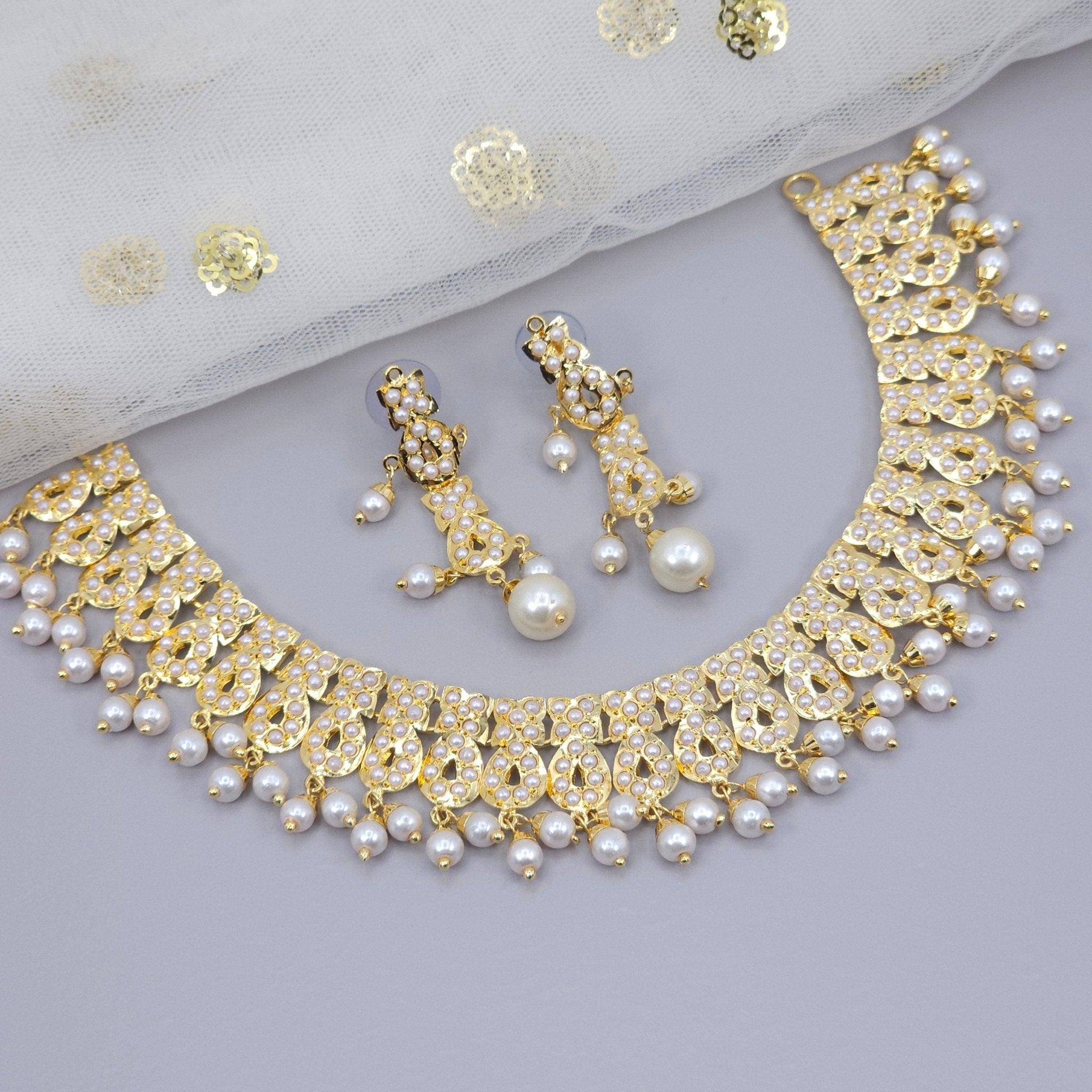 Anushka Jadau Choker Set - Fancy Fab Jewels