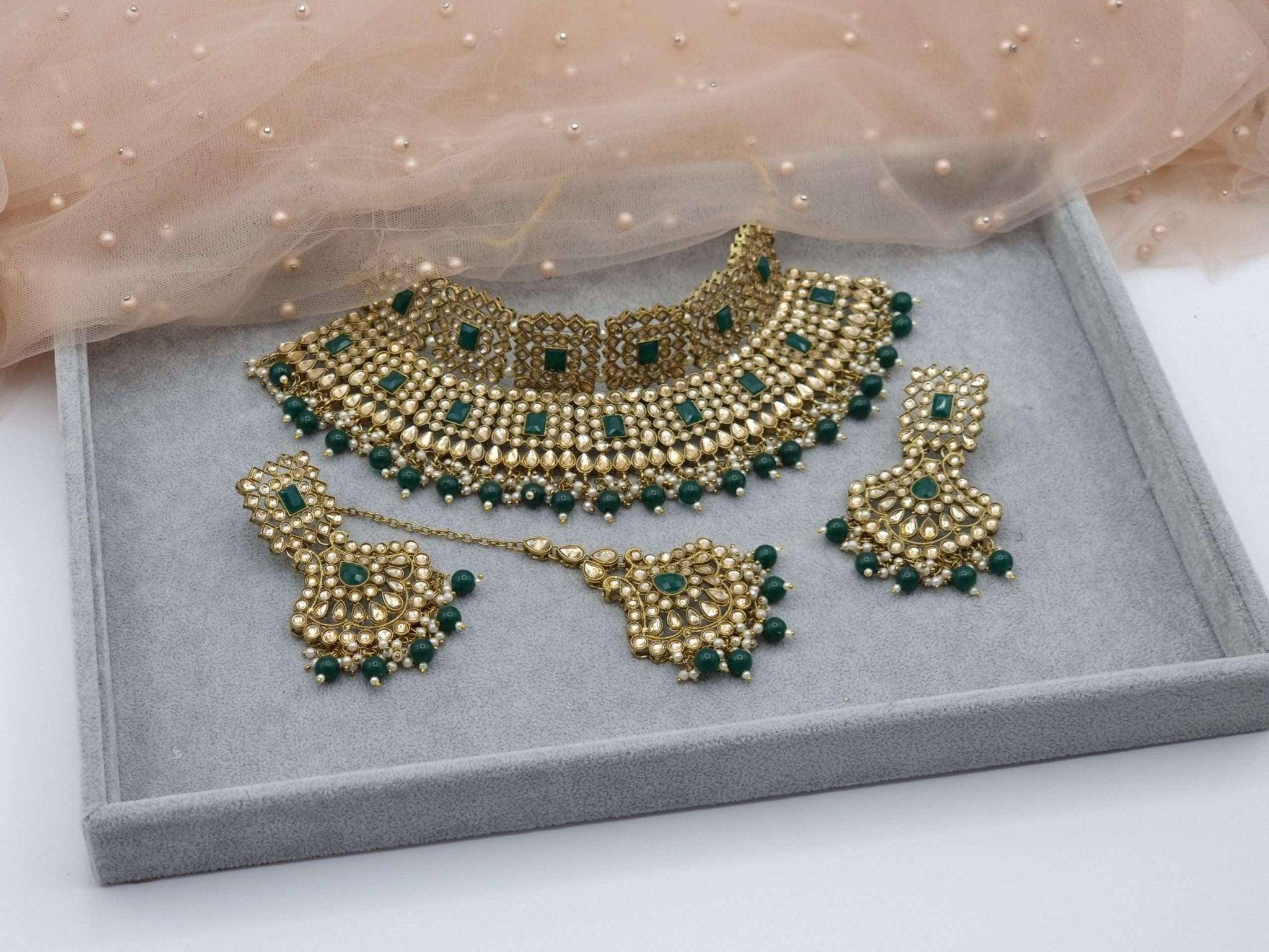 Mahi Choker Set Green - Fancy Fab Jewels