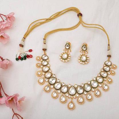 Naleen - Kundan Necklace Set with Earrings - Fancy Fab Jewels