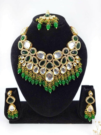 Zebunnisa Kundan Set Emerald Green - Fancy Fab Jewels