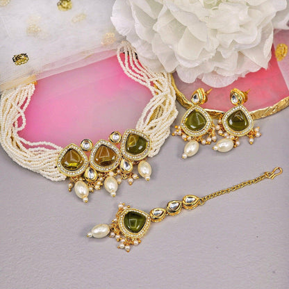 Anmol Kundan Choker Set - Elegant Handcrafted Jewelry for Any Occasion - Fancy Fab Jewels