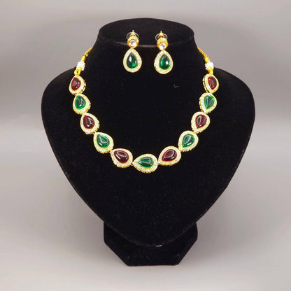 Naira- Sleek Kundan Choker Set - Fancy Fab Jewels