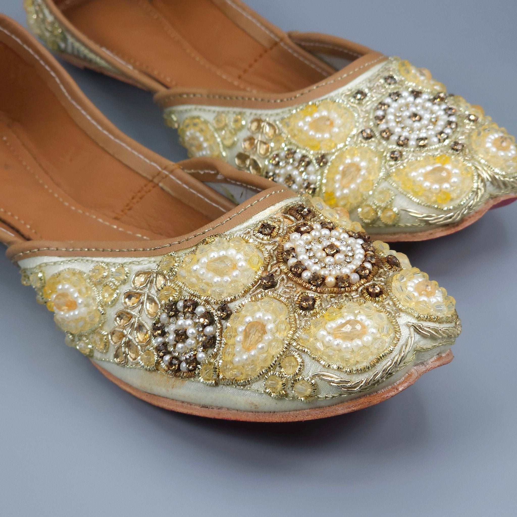 Kiran light Gold Bridal Jutti - Fancy Fab Jewels