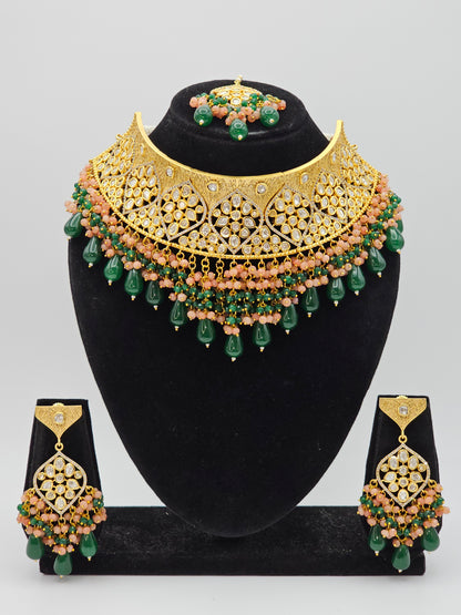 Reegal Premium Quality Paachi Kundan Choker Necklace Set - Green