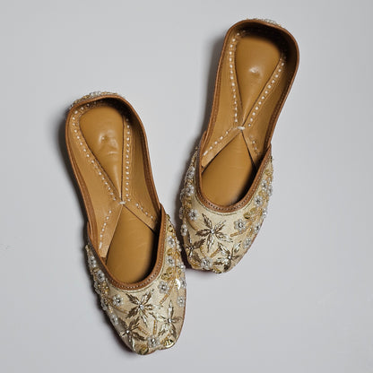 Waheeda Beige Gold Embelised Bridal Juttis.